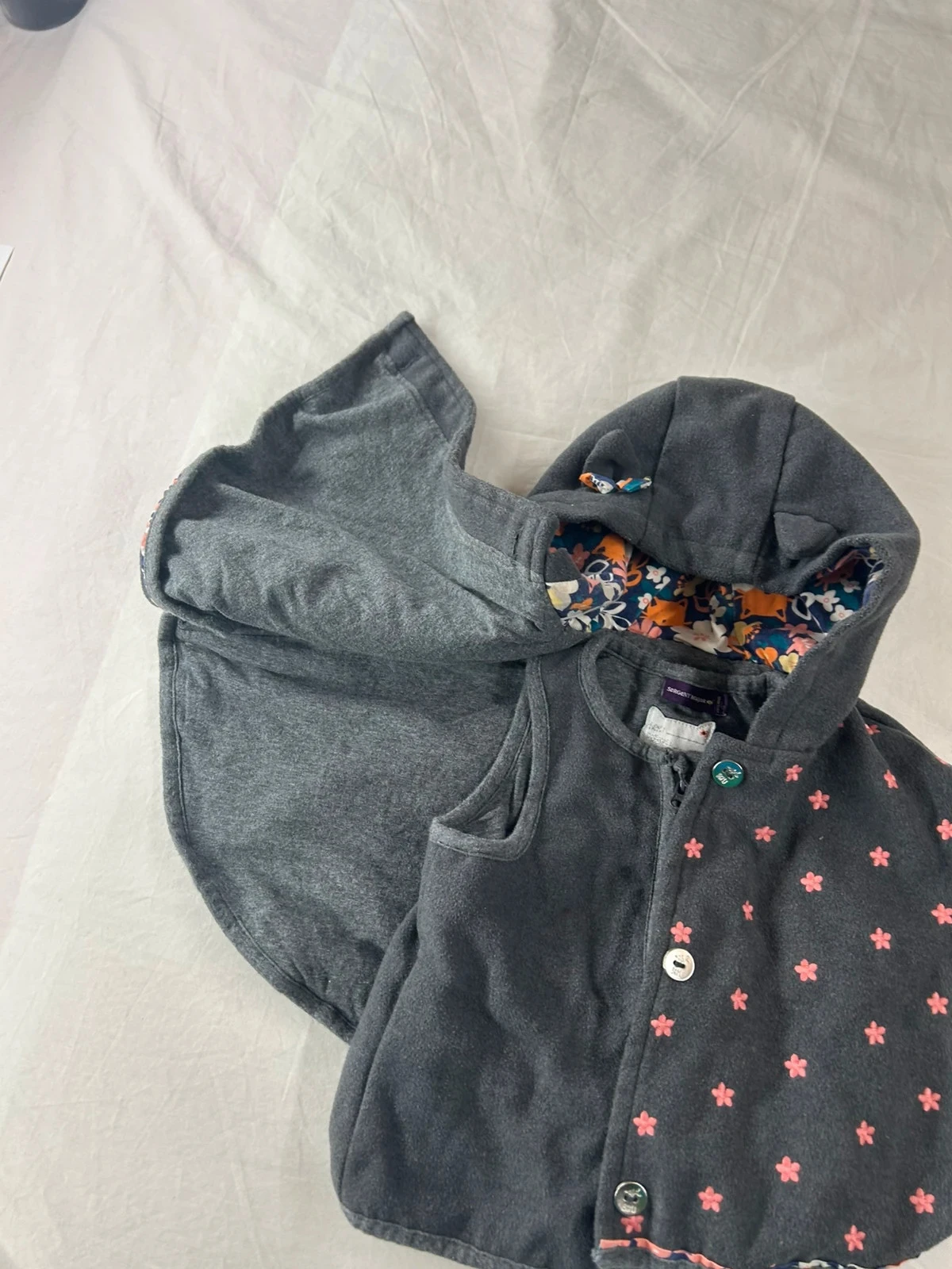 Grijze bolero-sarong met vintage motief voor kinderen van Sergent Major – photo 4